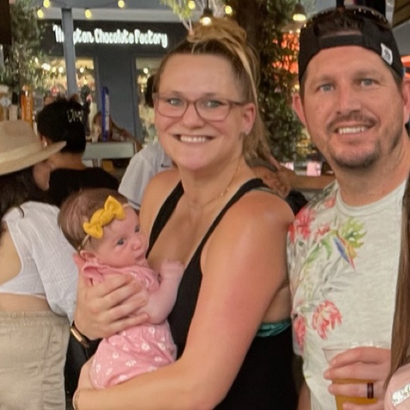 Meet your Posher, Kellyanne - Picture 3 of 3